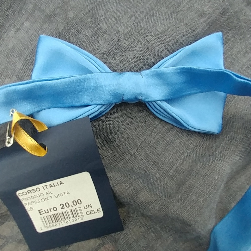 👔Italian Silk BowTie👔 - Picture 4 of 4